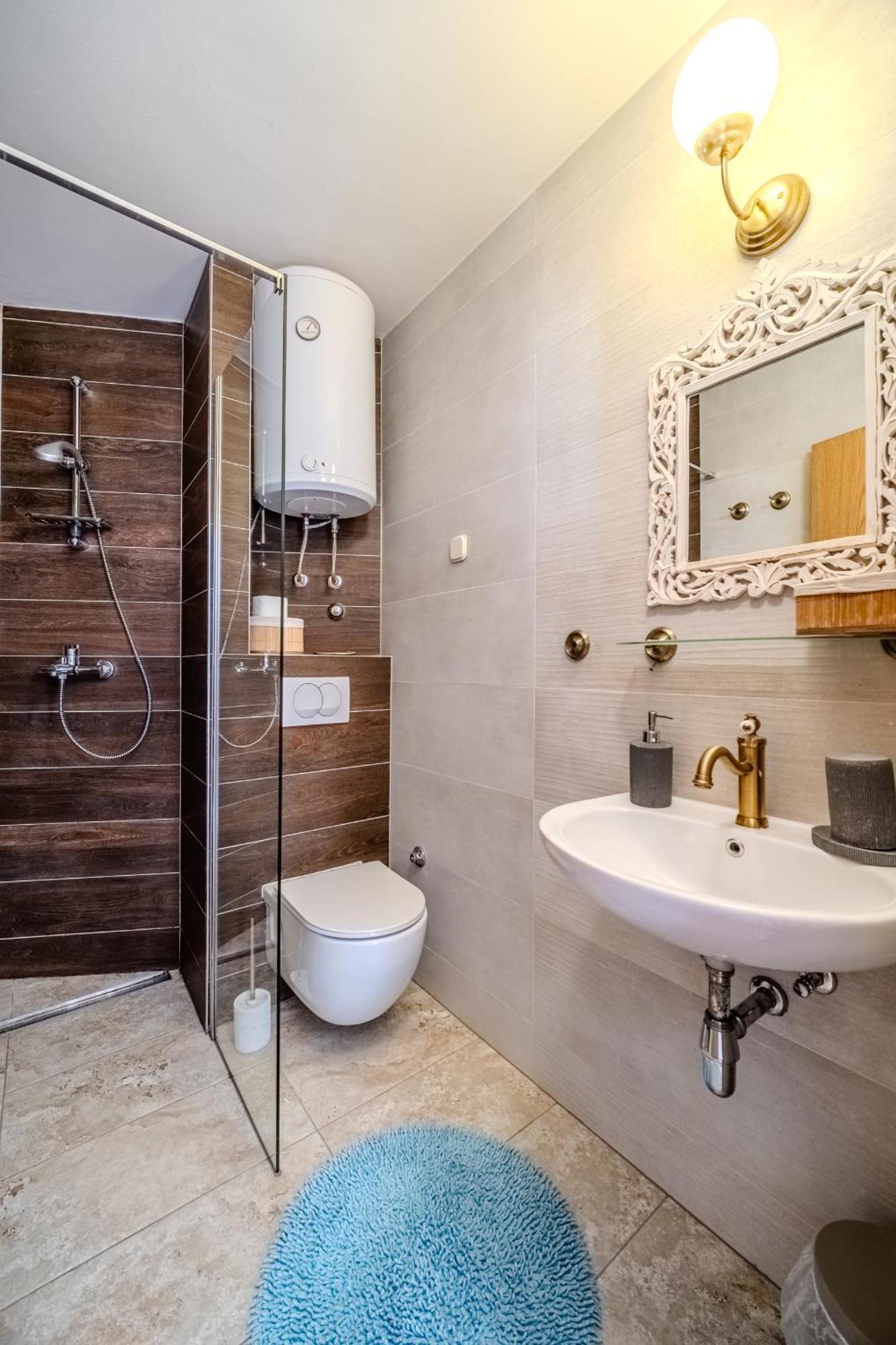 Villa Julia With Heated Pool, Ideal For Large Groups Милна Экстерьер фото